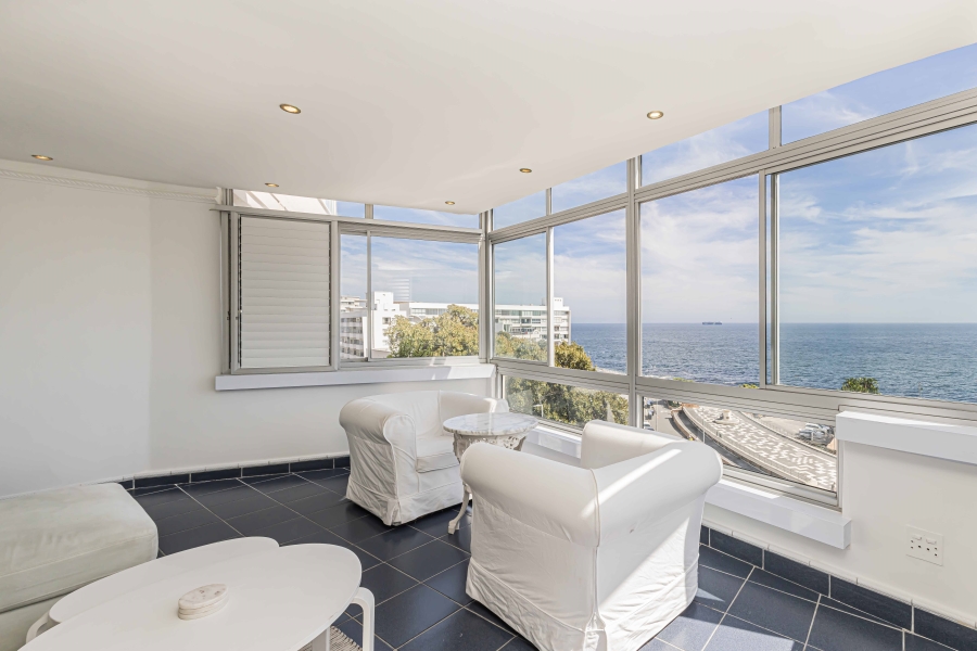 3 Bedroom Property for Sale in Sea Point Western Cape